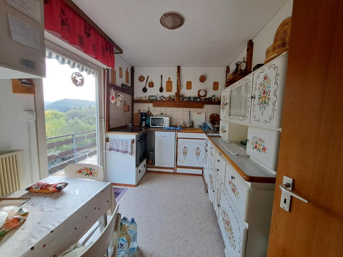 デュシエ Cosy House In Picturesque Juraヴィラ エクステリア 写真